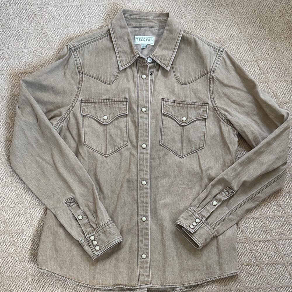 Tecovas Casual beige denim Button Down Shirt